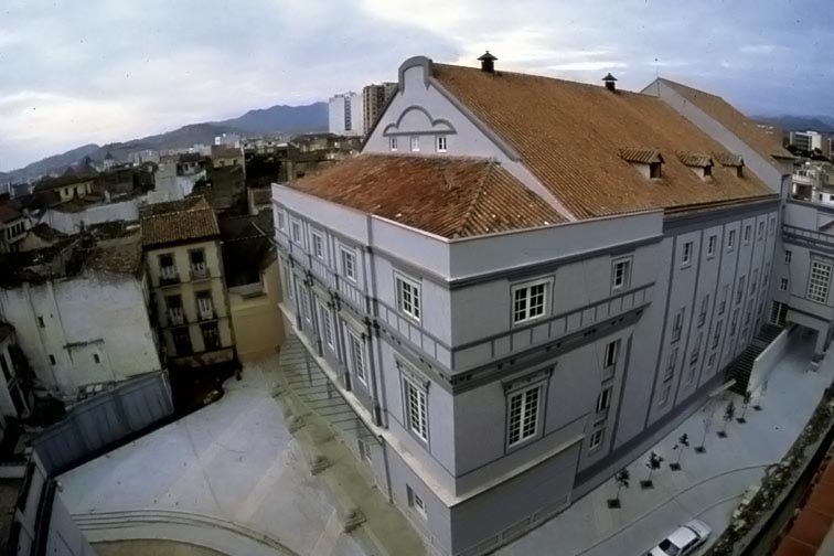 EL TEATRO CERVANTES, EN EL 30 ANIVERSARIO DE SU REHABILITACIÓN.